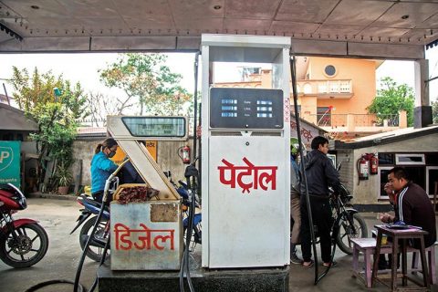 मन्त्रीले अनुगमन र कारबाही तिव्र पारेपछि सबै पेट्रोल पम्प खुले