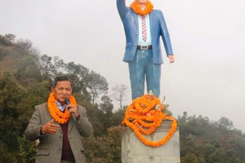 जामुनाबोटमा संस्कृति, पर्यटन तथा नागरिक उड्डयनमन्त्री स्व रवीन्द्र अधिकारीको पूर्णकदको शालिक स्थापना