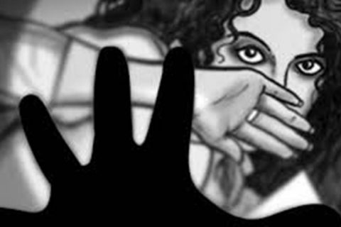 कलेजभित्रै छात्रा बलात्कृत