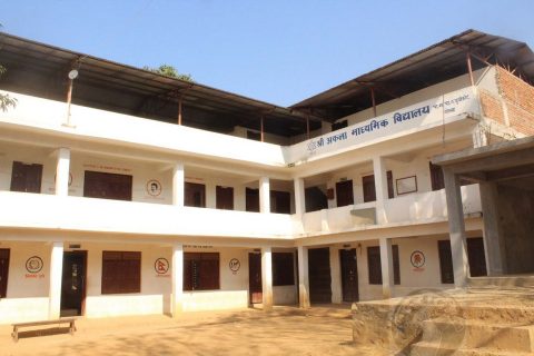 गोरखामा ताला फुटाएर बिधालयको ४ थान ल्यापटप सहितका सामान चोरी