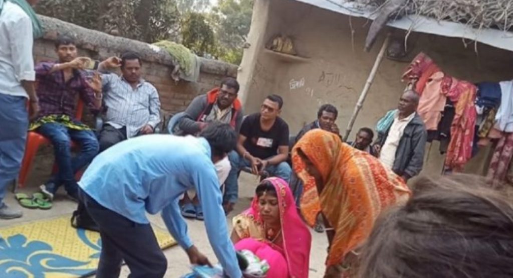 दाइजोमा मोटरसाइकल दिन नसकेपछि रोकियो विहे