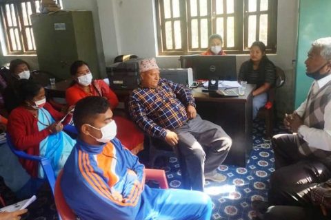 बोर्लाङमा बिेदेशबाट फर्किएकालाई अनिबार्य क्वारेन्टाइनमा बस्न वडा कार्यालयको निर्देशन