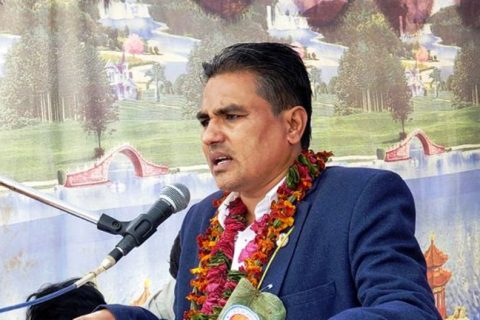 महाबिपत्तीमा बिपन्न, असाहाय र मजदुरलाई सहयोग गर्न सांसद खड्काको अपिल