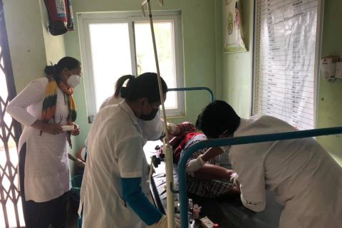 गोरखामा खागले टोकेर ६ जना घाइते, ४ को अबस्था गम्भीर