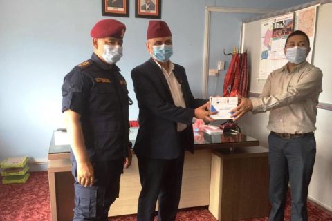 अब जिल्ला प्रसासन कार्यालय र जिल्ला प्रहरी कार्यालय गोरखामा पनि थर्मल गन