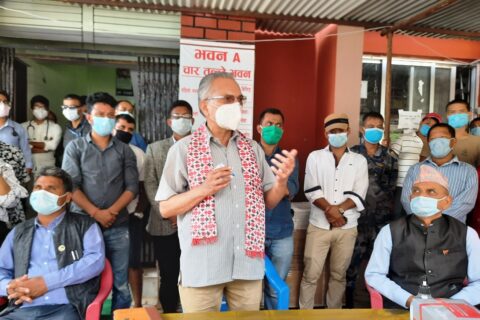 गोरखाबाट डा भट्टराईको प्रधानमन्त्रीलाई सुझाव ‘अहिले मन्दिर होइन अस्पताल बनाउने बेला हो’