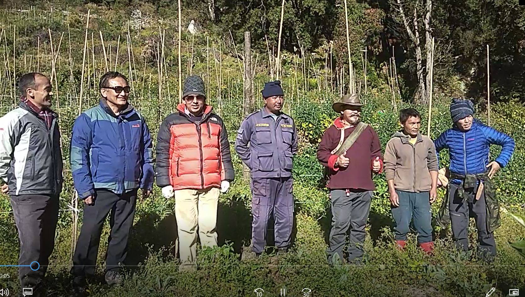 पिसिआर परीक्षण गरेरै पुगे निर्वाचन क्षेत्रका जनतालाई भेट्न सांसद अधिकारी र पूर्वमन्त्री गुरुङ