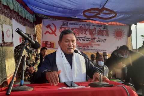 गोरखाबाट मुख्यमन्त्री गुरुङको प्रचण्ड नेपाल पक्षलाई चुनौती :अविश्वासको प्रस्ताव आए सामना गर्छु