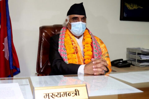 एमालेद्धारा ठूला योजनामा बजेट कटौती गरेको भन्दै गण्डकी प्रदेशका मुख्यमन्त्रीको ध्यानाकर्षण