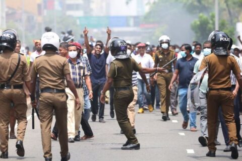 श्रीलंकामा हट्यो संकटकाल