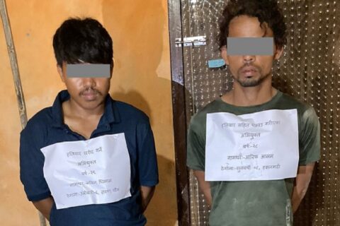 पेस्तोलसहित दुई युवक पक्राउ