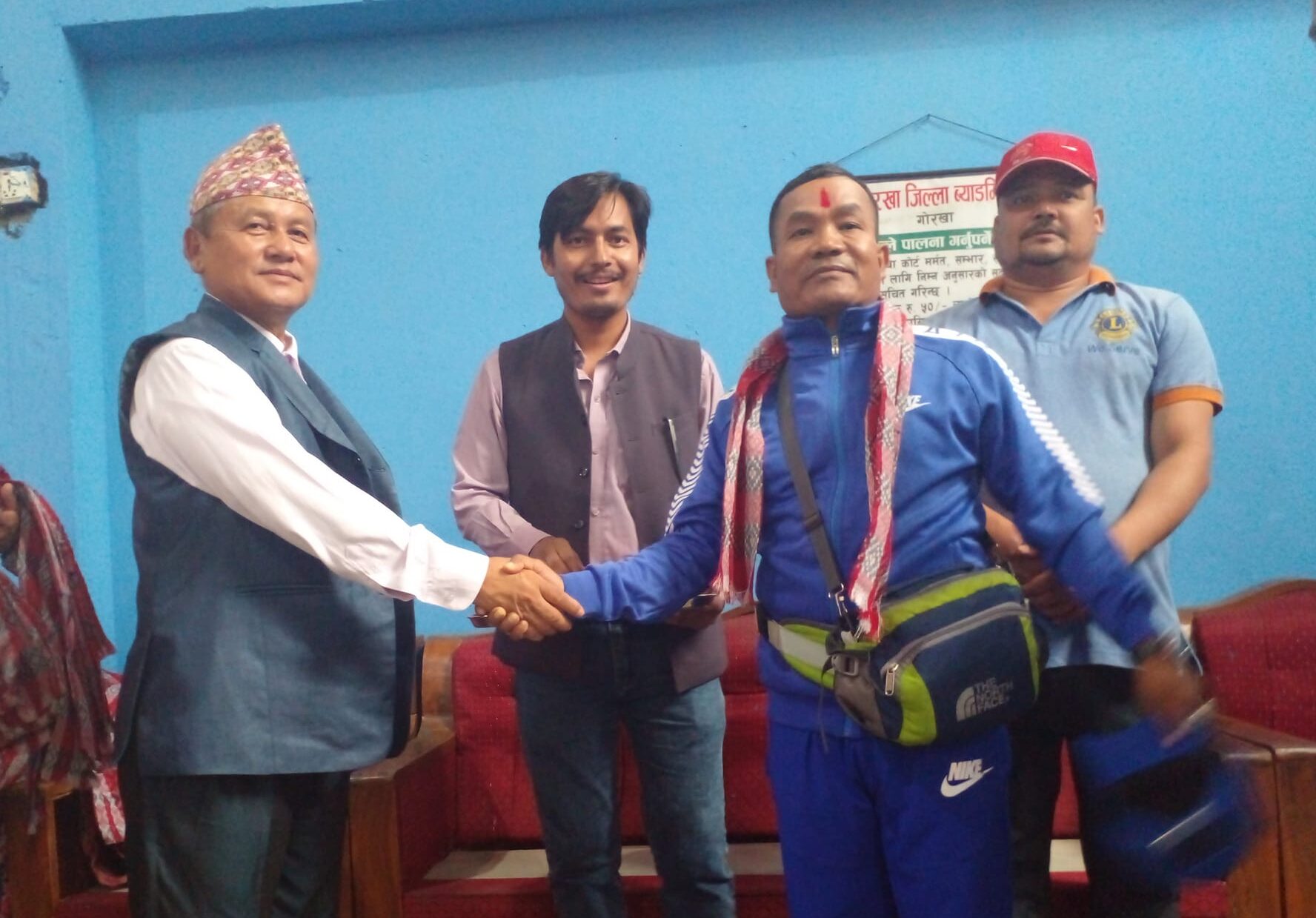 नवौ राष्ट्रिय खेलकुदका लागि प्रदेश स्तरीय प्रतियोगितामा गोरखाबाट सहभागी हुने खेलाडीको बिदाइ