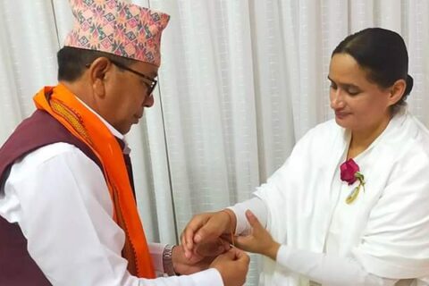 जनैपूणिर्मा तथा रक्षा बन्धनकाे अवसरमा गाेरखा नगरपालिकाका मेयर रानाले दिनु भयाे शुभकामना