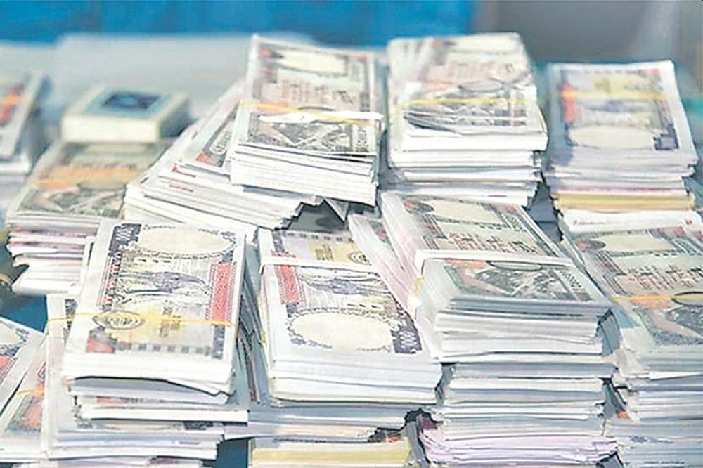 नेपाली रुपैयाँ बलियो बन्दै