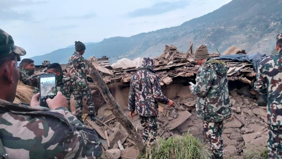 डोटीमा भूकम्प उद्धार, राहत र बासको व्यवस्था मिलाउन गृहमन्त्रीको निर्देशन
