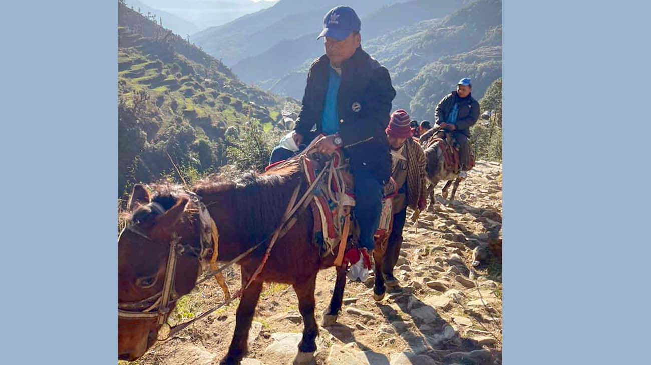 मतदान गर्न दिनभर हिँड्न बाध्य