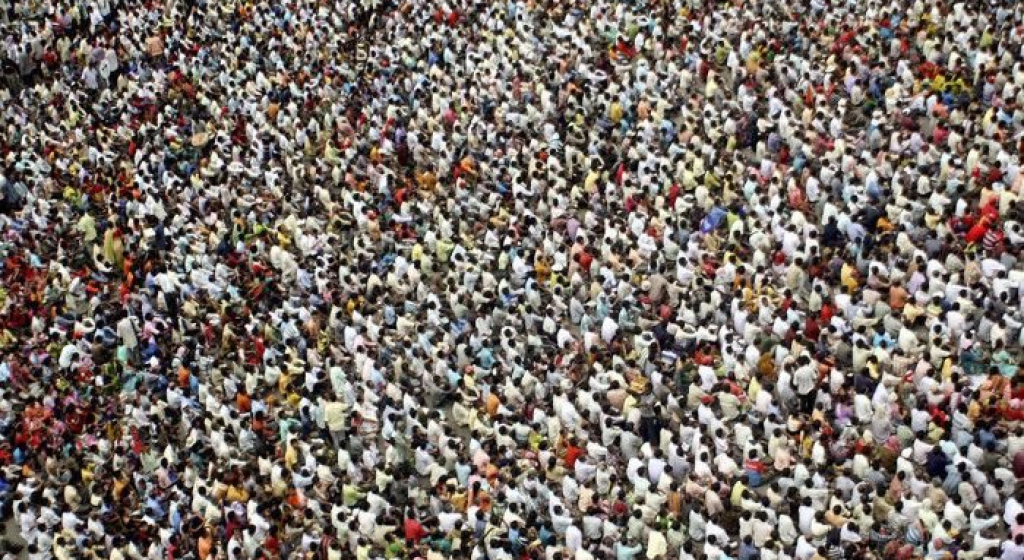 विश्वको जनसंख्या आठ अर्ब पुग्यो