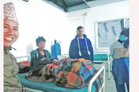 उपचार खर्च तिर्न नसक्दा अस्पतालमै बन्धक
