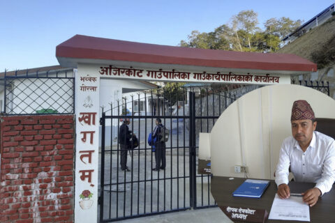 अजिरकोट गाउँपालिकाद्धारा घरघरमै पुगेर सामजिक सुरक्षा भत्ता बितरण