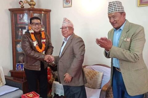 गण्डकी प्रदेशका मन्त्री मनाङे एकीकृत समाजवादीमा प्रवेश