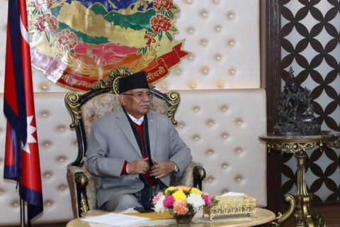 पेट्रोलियम पदार्थको मूल्य घटाउन प्रधानमन्त्रीको निर्देशन