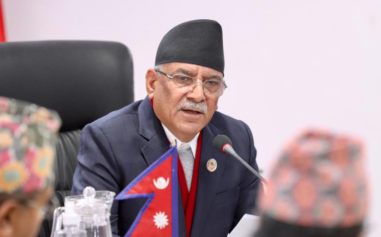 सचिवहरूलाई प्रधानमन्त्रीको निर्देशन : लाइन बस्नुपर्ने समस्या एक महिनाभित्र हटाउनु