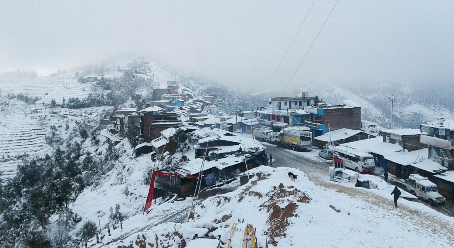 हिमाली भेगमा आजबाट हिमपात