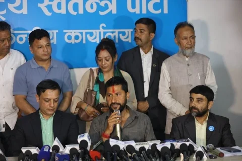 रास्वपाले गर्‍यो ढाकाकुमारलाई पार्टी र सांसद पदबाट निष्कासित