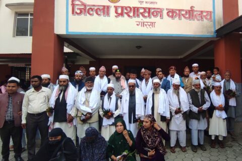 गोरखाका २३ हजयात्रीलाई बिदाई