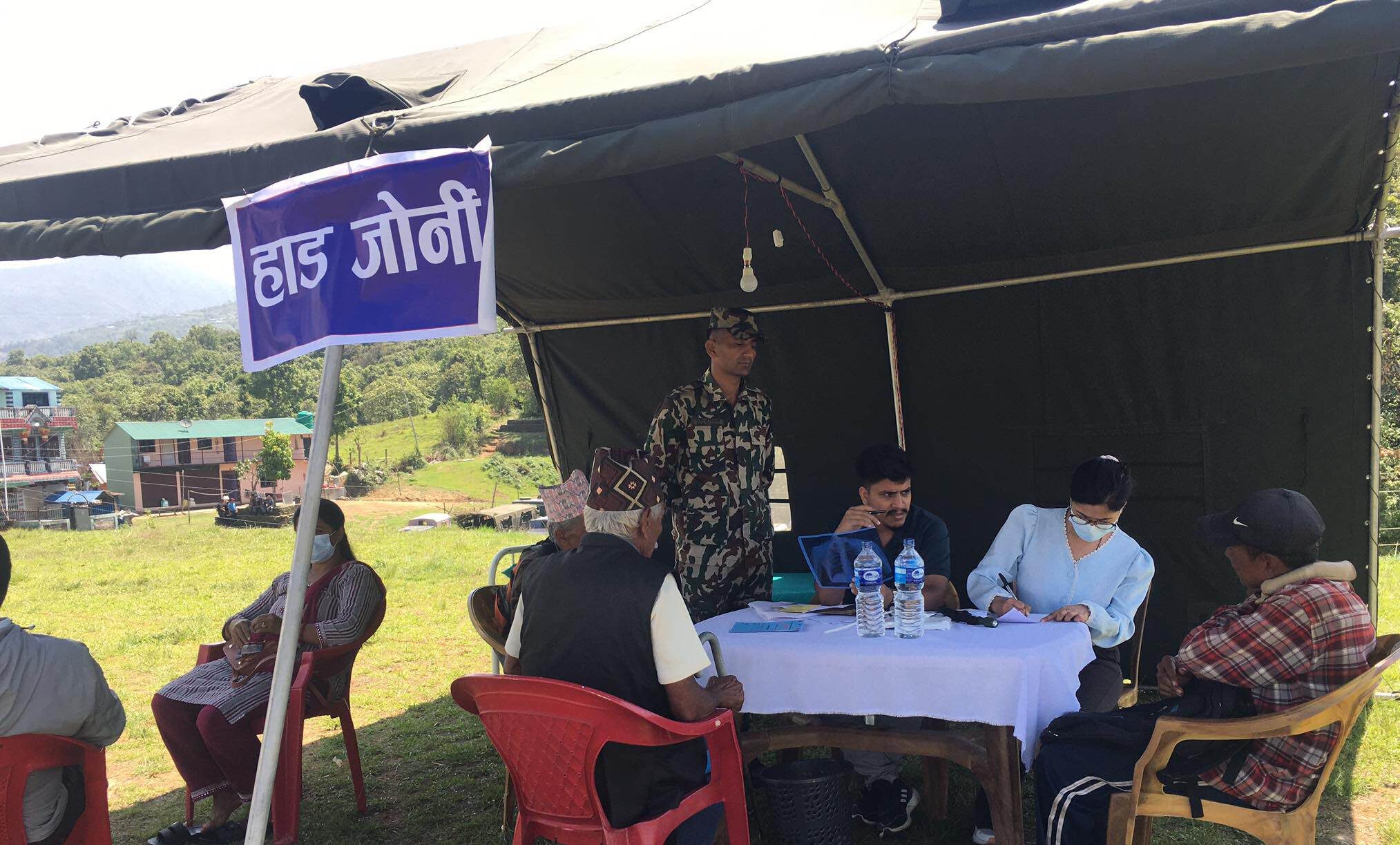 भच्चेकमा भएको वृहत् निःशुल्क स्वास्थ्य शिविरबाट ८५३ जना लाभान्वित