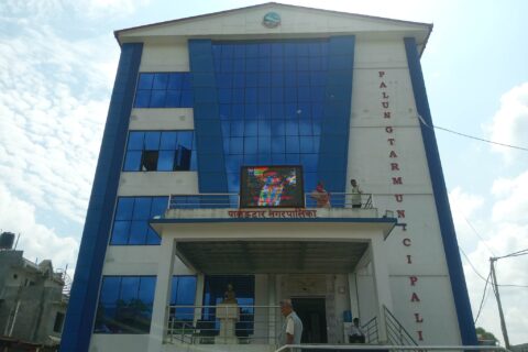 गोरखाको पालुङटार नगरपालिकाले किसानसँग बिउ पैचो कार्यक्रम सञ्चालन गर्ने