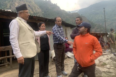 गण्डकीका सभामुख धिताल जनताको समस्या बुझ्न गाउँगाउँमा