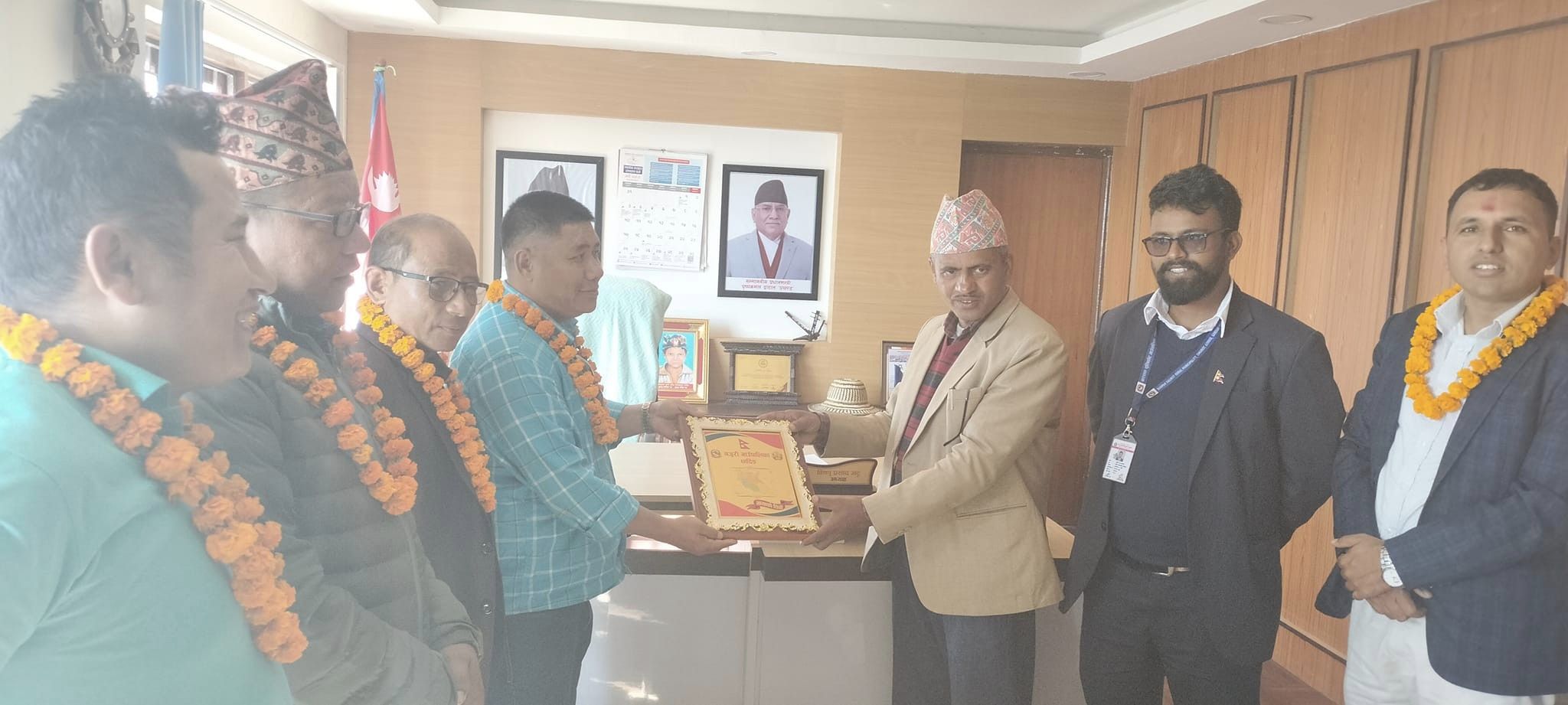 बारपाक सुलिकोट र गजुरी गाउँपालिका बिच असल अभ्यास आदानप्रदानका लागि छलफल