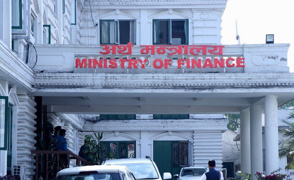 कोरोना बीमाको साढे ११ अर्ब बक्यौता भुक्तानी दिने तयारीमा सरकार