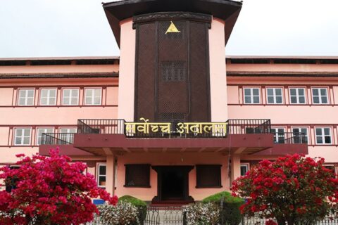 सर्वोच्चले माग्यो त्रिपाल सहयोग