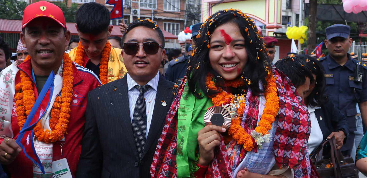 ओलम्पिक पदक विजेता पलेसालाई नगर परिक्रमासहित भव्य स्वागत