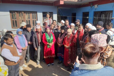 गोरखा नगरपालिका-२ मा बिभिन्न पार्टीका क्रियाशिल ७३ नेताकार्यकर्ता माओवादी केन्द्रमा प्रवेश