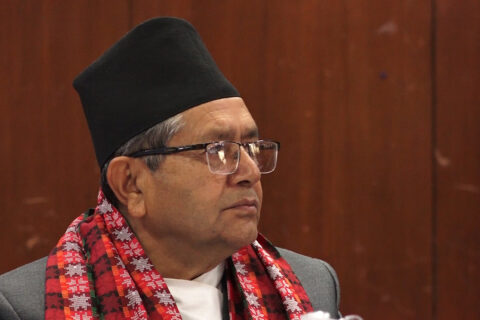 सभामुखलाई भेटेर रास्वपाले भन्यो-सभापति लामिछानेलाई सांसदबाट निलम्बन गर्न मिल्दैन