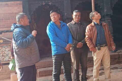 पूर्व उपराष्ट्रपति पुनद्धारा गोरखा दरबार सङग्राहलय र गोरखकाली मन्दिरको अवलोकन