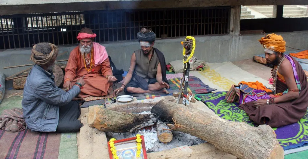 महाशिवरात्रिमा पशुपतिनाथको दर्शनमा आएका साधुसन्तको बिदाइ