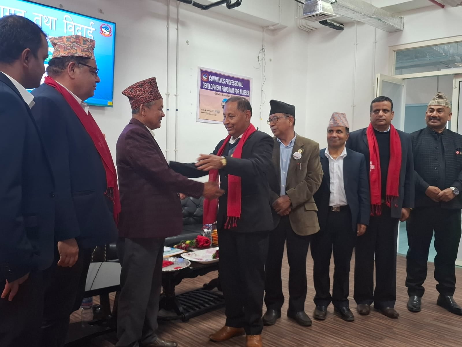 गोरखा अस्पतालको नयाँ व्यवस्थापन समितिले गर्यो पद भार ग्रहण