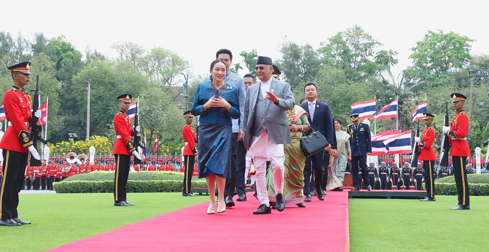 प्रधानमन्त्री ओली र थाइल्याण्डका प्रधानमन्त्री शिनावात्राबिच भेटवार्ता