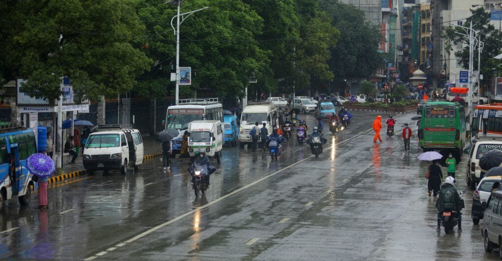 आज केही स्थानमा वर्षा र हिमपातको सम्भावना