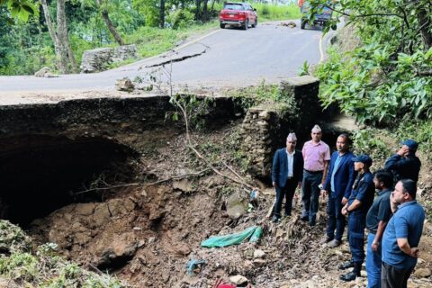 गोरखा आरुघाट सडक पूर्णरूपमा बन्द