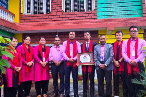 गोरखाको मोडर्न बोर्डिङबाट ४ जिपिए ल्याउने बगालेलाई ४० हजार नगद सहित सम्मान