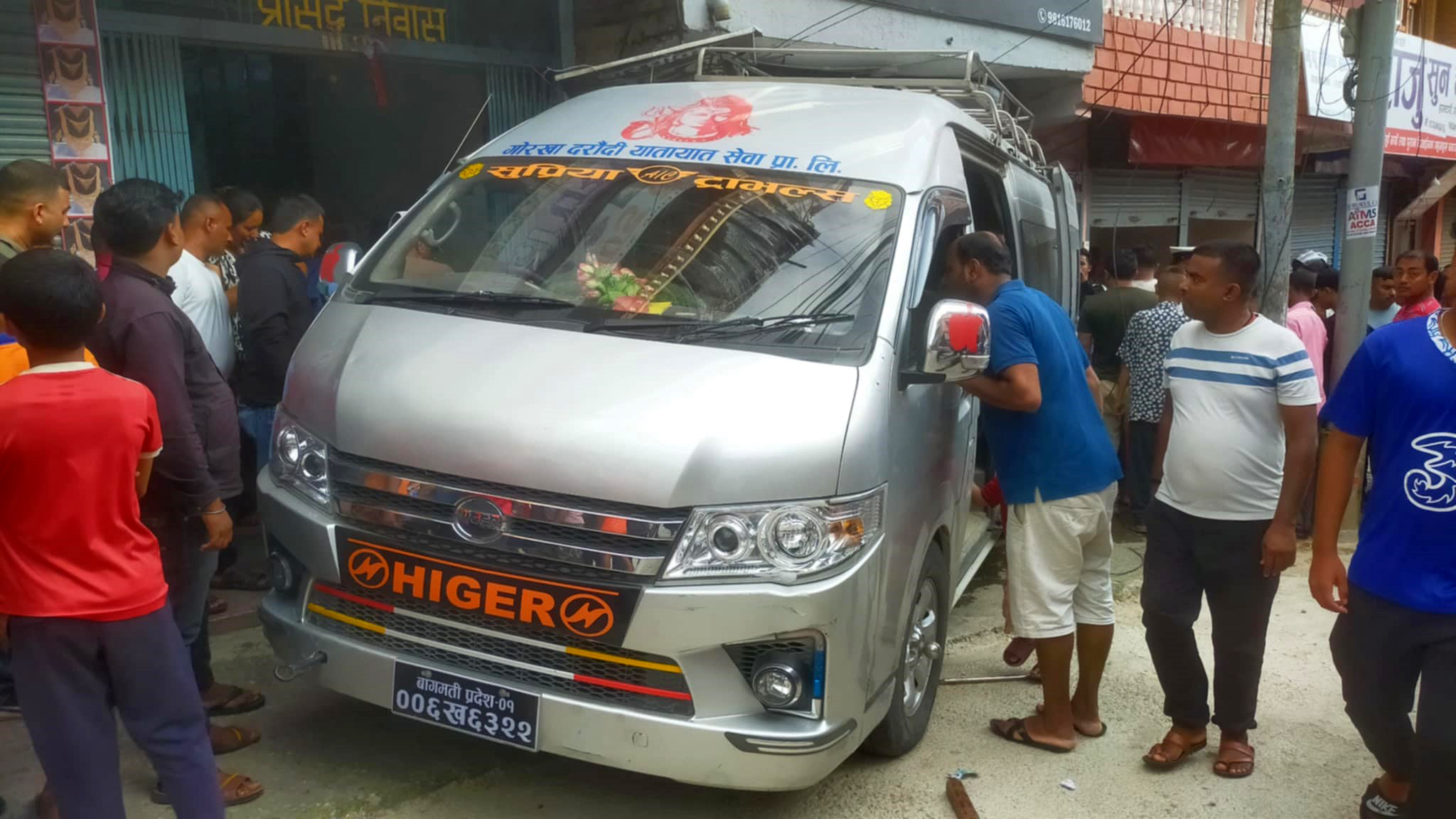 गोरखामा ईभी माईक्रो दुर्घटना