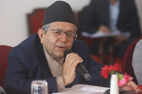 कुलिङ पिरियड गडबडी छानबिन प्रतिवेदन कार्यान्वयनबारे दलहरूसँग छलफल गर्दै सभामुख