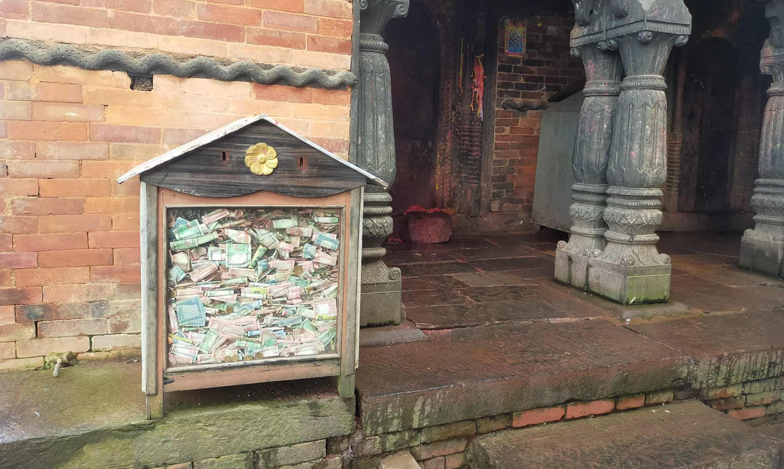 गोरखाको गोरखकाली मन्दिरमा राखिएको दानपेटिकामा ६ महिनामा २ लाख भन्दाबढी भेटी संकलन