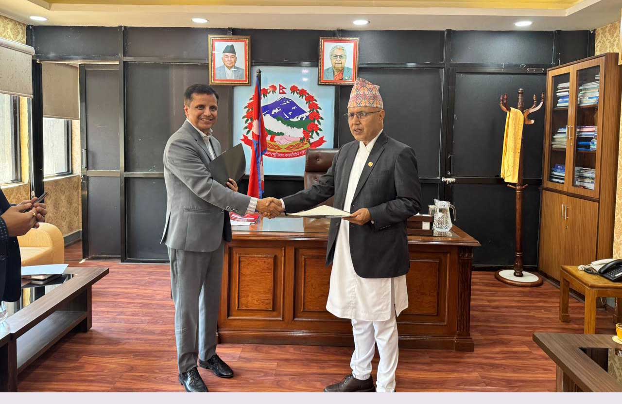 नेपाल बिमा प्राधिकरणको अध्यक्षमा शर्मा नियुक्त