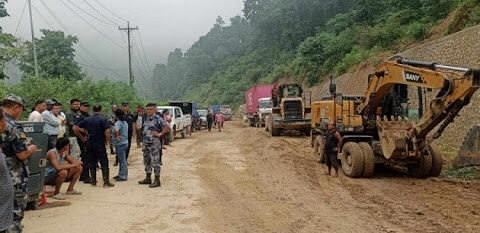 आजदेखि तुरतुरे–चाम्बास सडकखण्ड दैनिक छ घण्टा बन्द